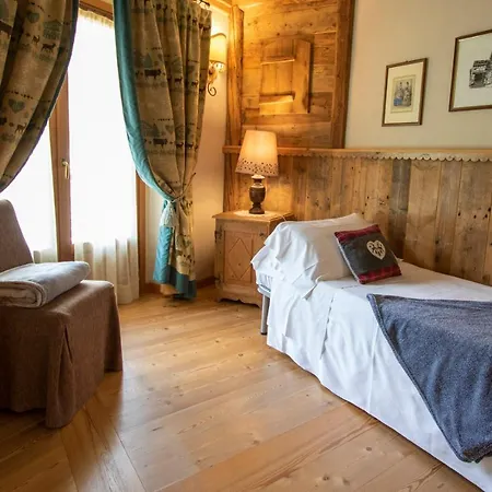 Laghetto Alpine & Restaurant Hotell Brusson