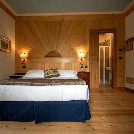 Laghetto Alpine & Restaurant ברוסון