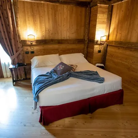 Hotell Laghetto Alpine & Restaurant 3*