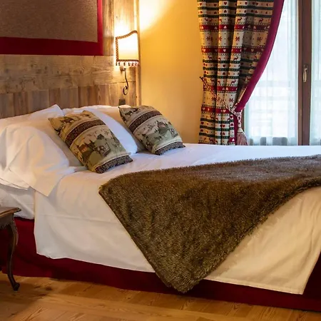 Laghetto Alpine & Restaurant Brusson