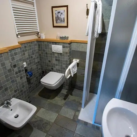 Laghetto Alpine & Restaurant