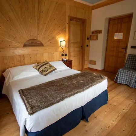 Laghetto Alpine & Restaurant