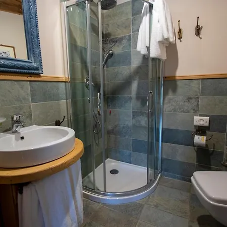 מלון Laghetto Alpine & Restaurant