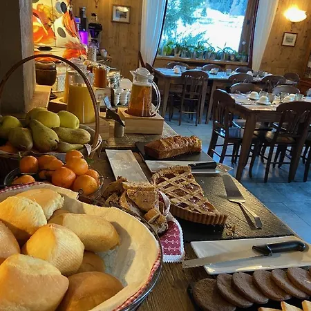 Laghetto Alpine & Restaurant 3* Brusson