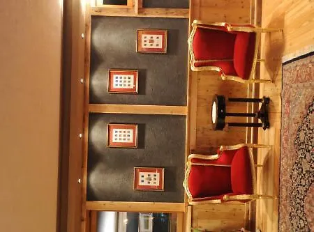 Hotel Laghetto Alpine & Restaurant