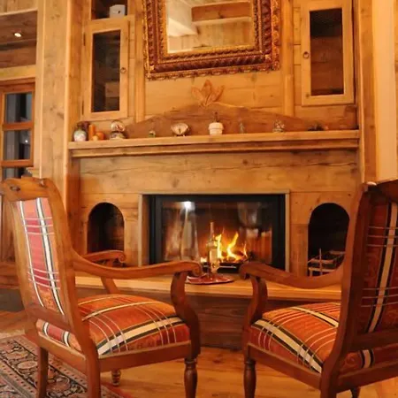 Hotel Laghetto Alpine & Restaurant 3*