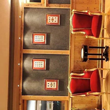 Laghetto Alpine & Restaurant Brusson