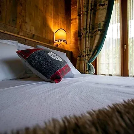 Laghetto Alpine & Restaurant 3* Brusson