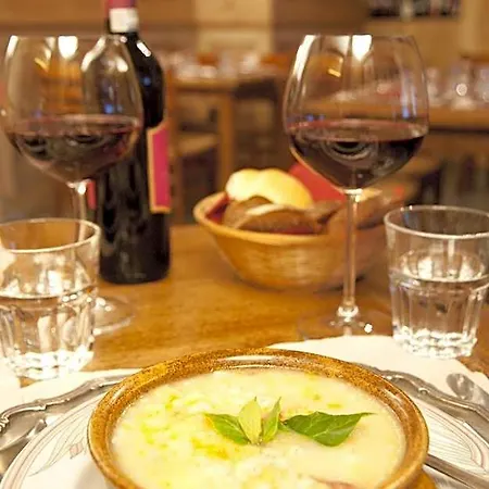 Laghetto Alpine & Restaurant Hotel 3*