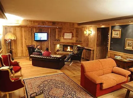 Hotel Laghetto Alpine & Restaurant Brusson