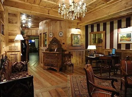 Laghetto Alpine & Restaurant