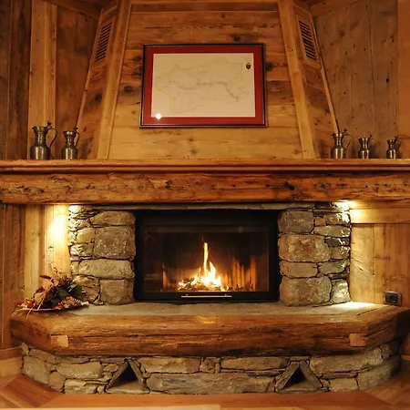 Laghetto Alpine & Restaurant Hotel 3*
