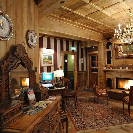 Laghetto Alpine & Restaurant Brusson