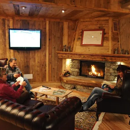 Hotel Laghetto Alpine & Restaurant
