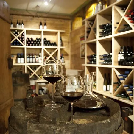 Laghetto Alpine & Restaurant 3*