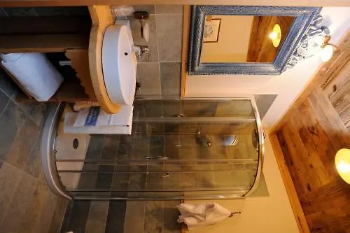 Laghetto Alpine & Restaurant