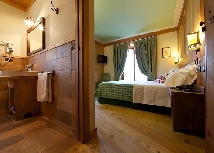 Laghetto Alpine & Restaurant 3* Brusson