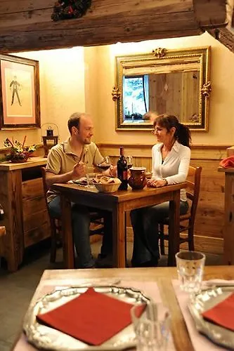 Hotel Laghetto Alpine & Restaurant 3*